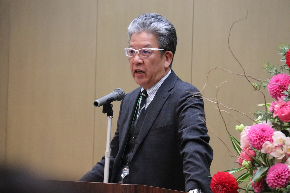 写真：首藤医学科長