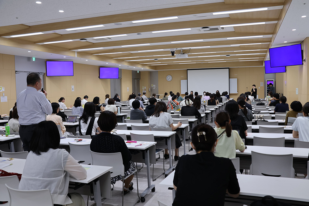 news_sxsymposium_kaijyo