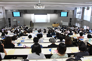 会場の様子