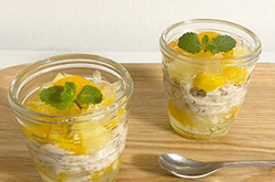 フルーツポンチ風ヨーグルトパフェ