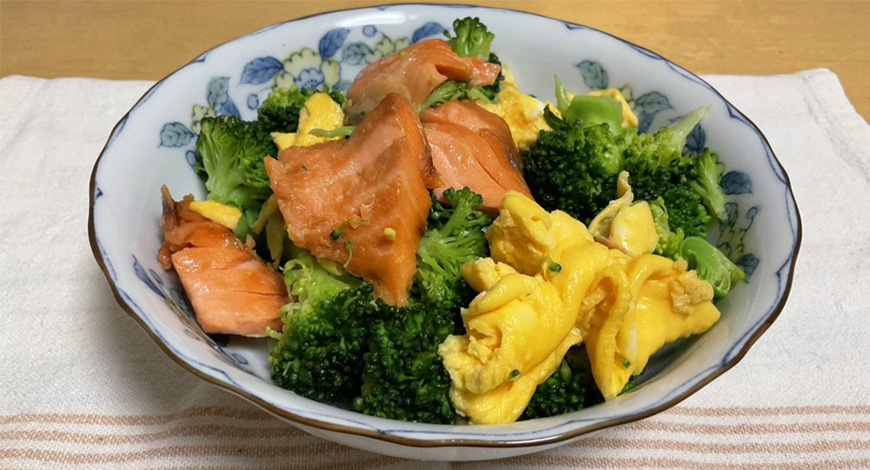 鮭たま焼き