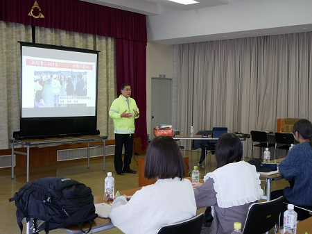 05御坊市自主防災についての講演の様子