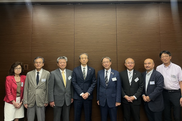 Photo_Consulate2