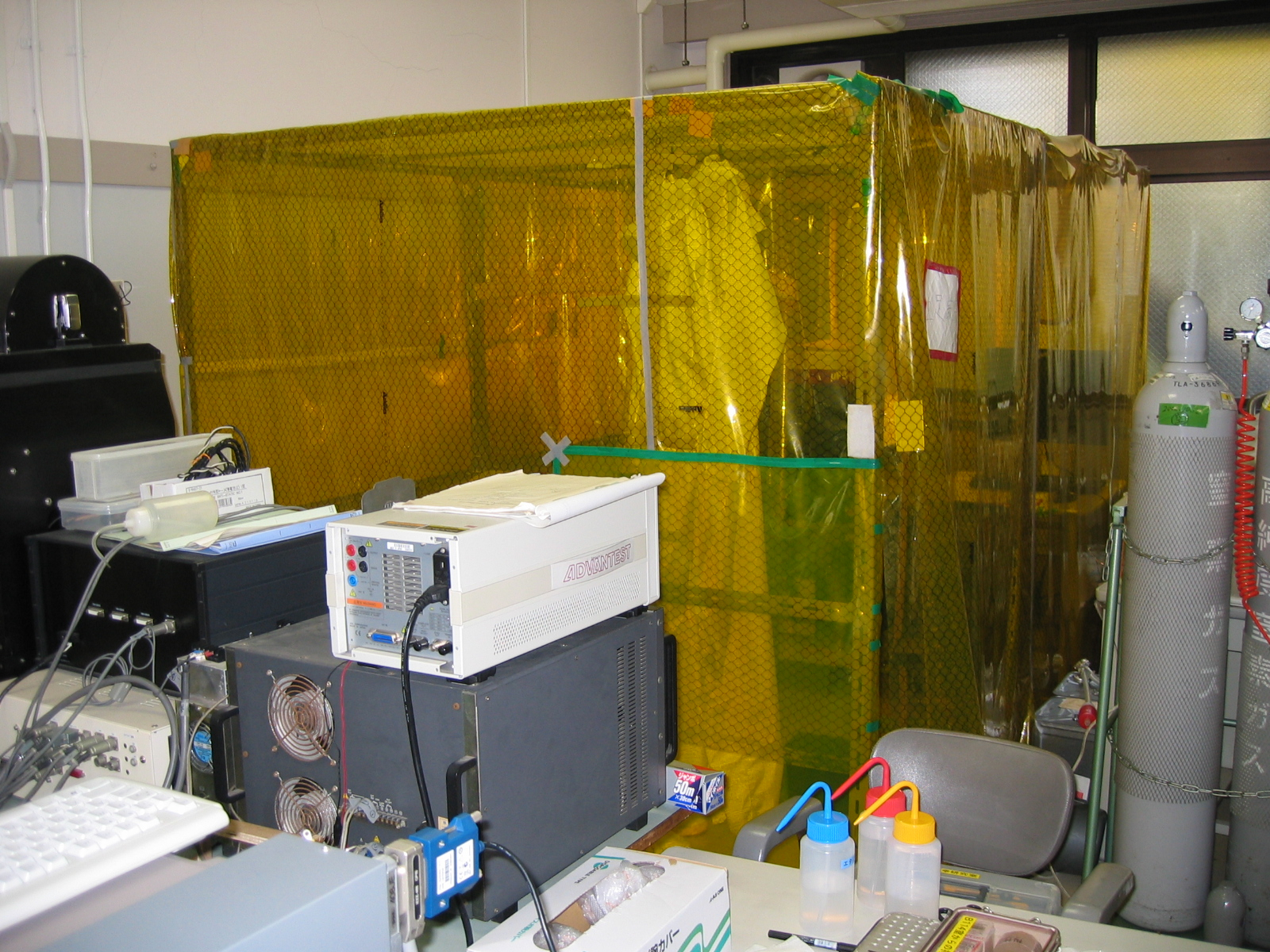 07_yellow_space_01.JPG