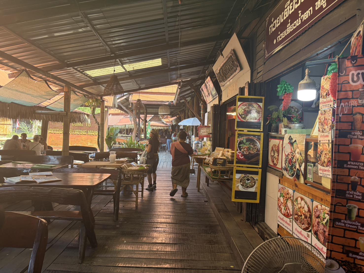 水上マーケット３