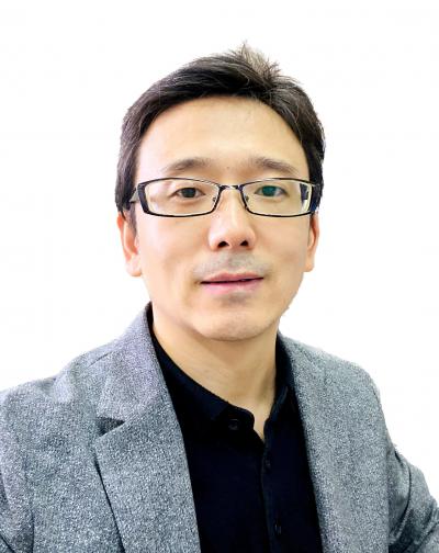 Yan Xu_Profile Photo_3