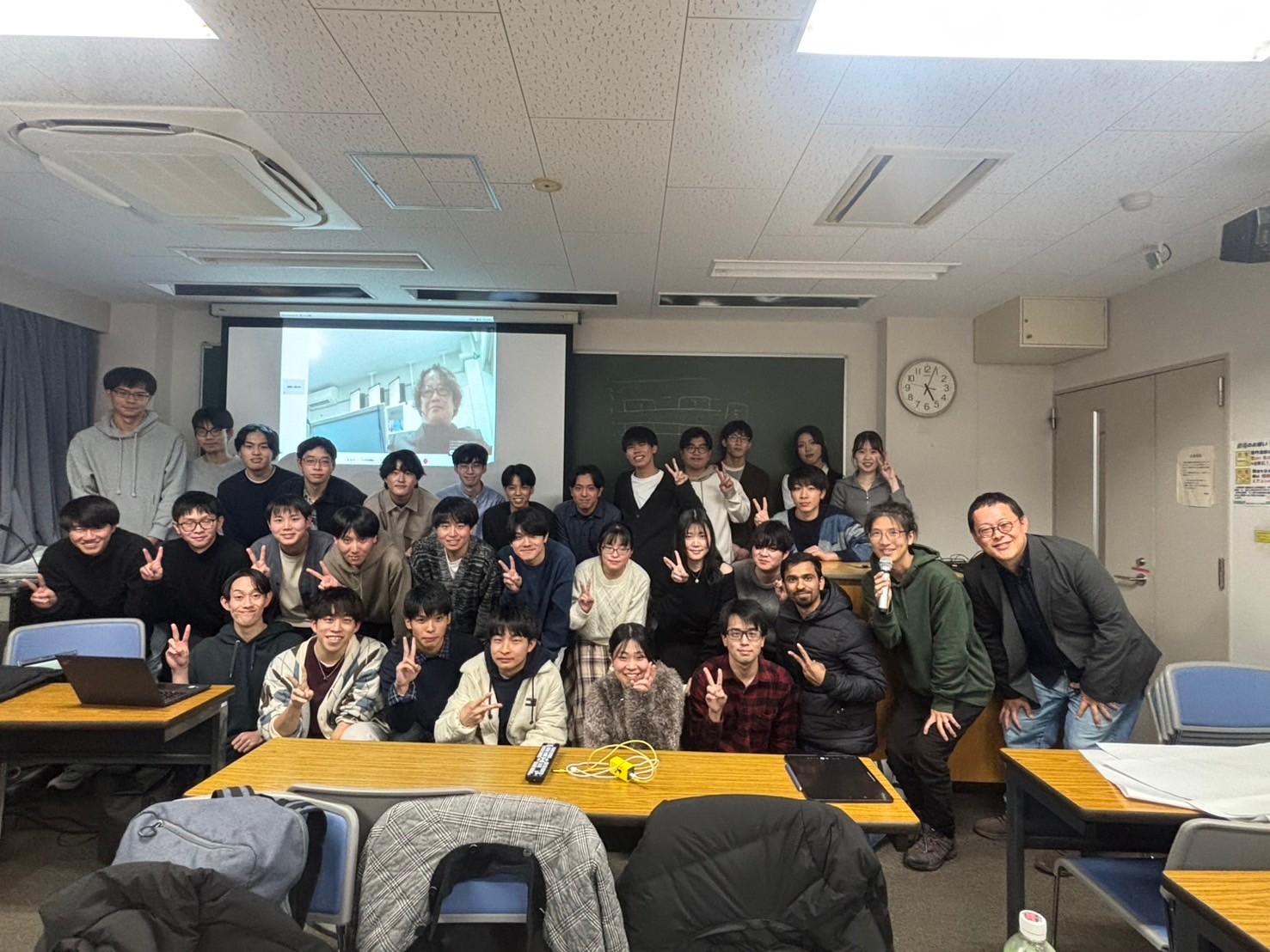 LINE_ALBUM_2024126学生ブランチ交流会_250115_1