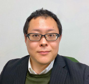 Lecturer TAKAYAMA Satoshi  Face photo