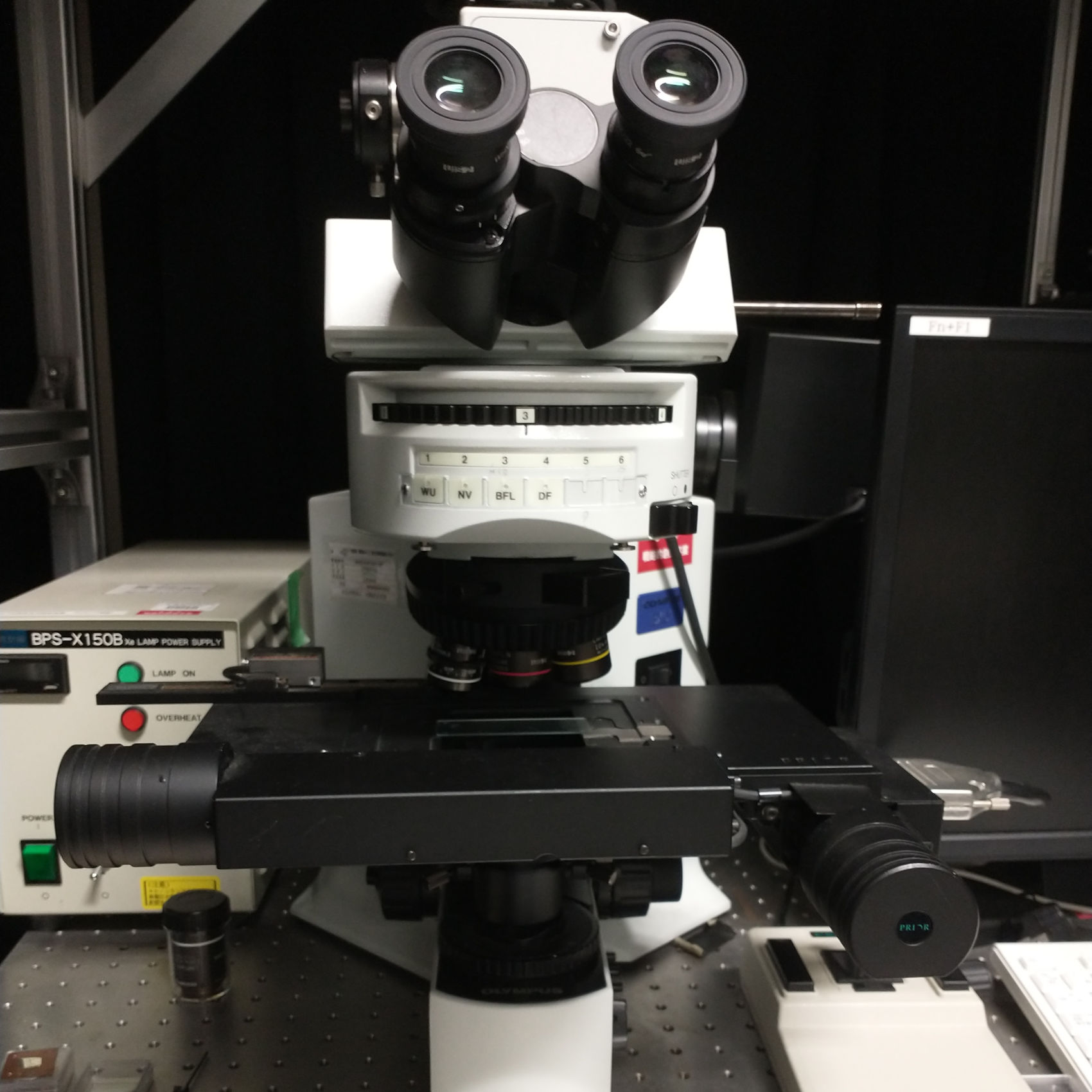 Microscope