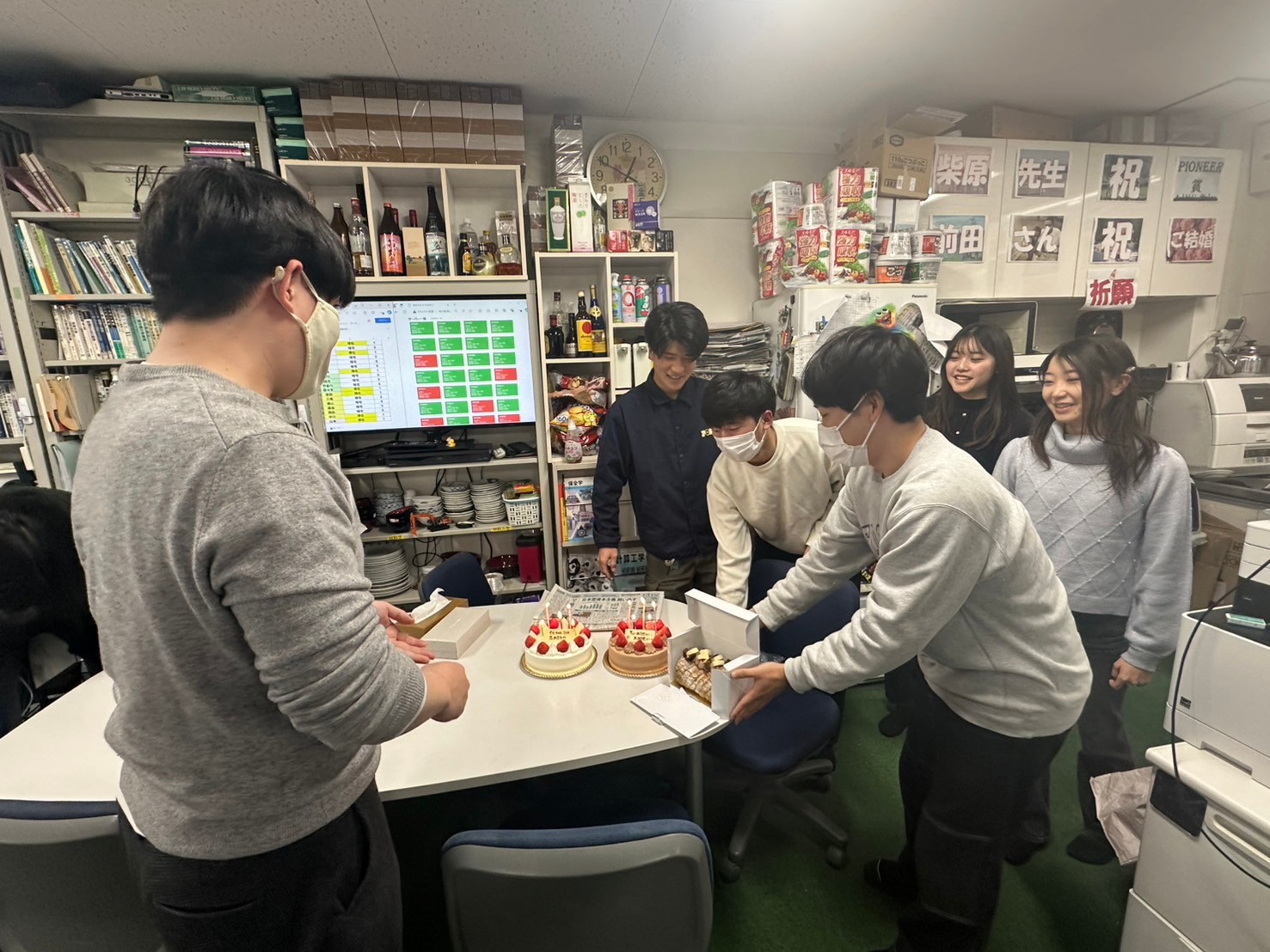 LINE_ALBUM_前田さんHappy-birthday_241213_19