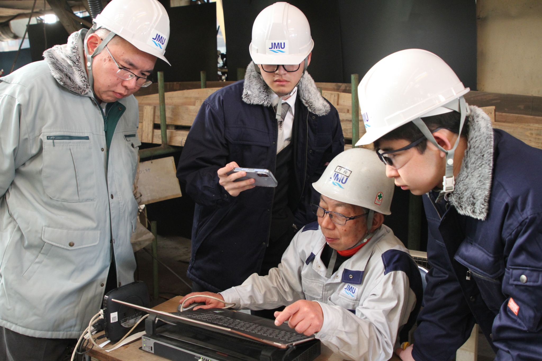 LINE_ALBUM_20251209_251213_113