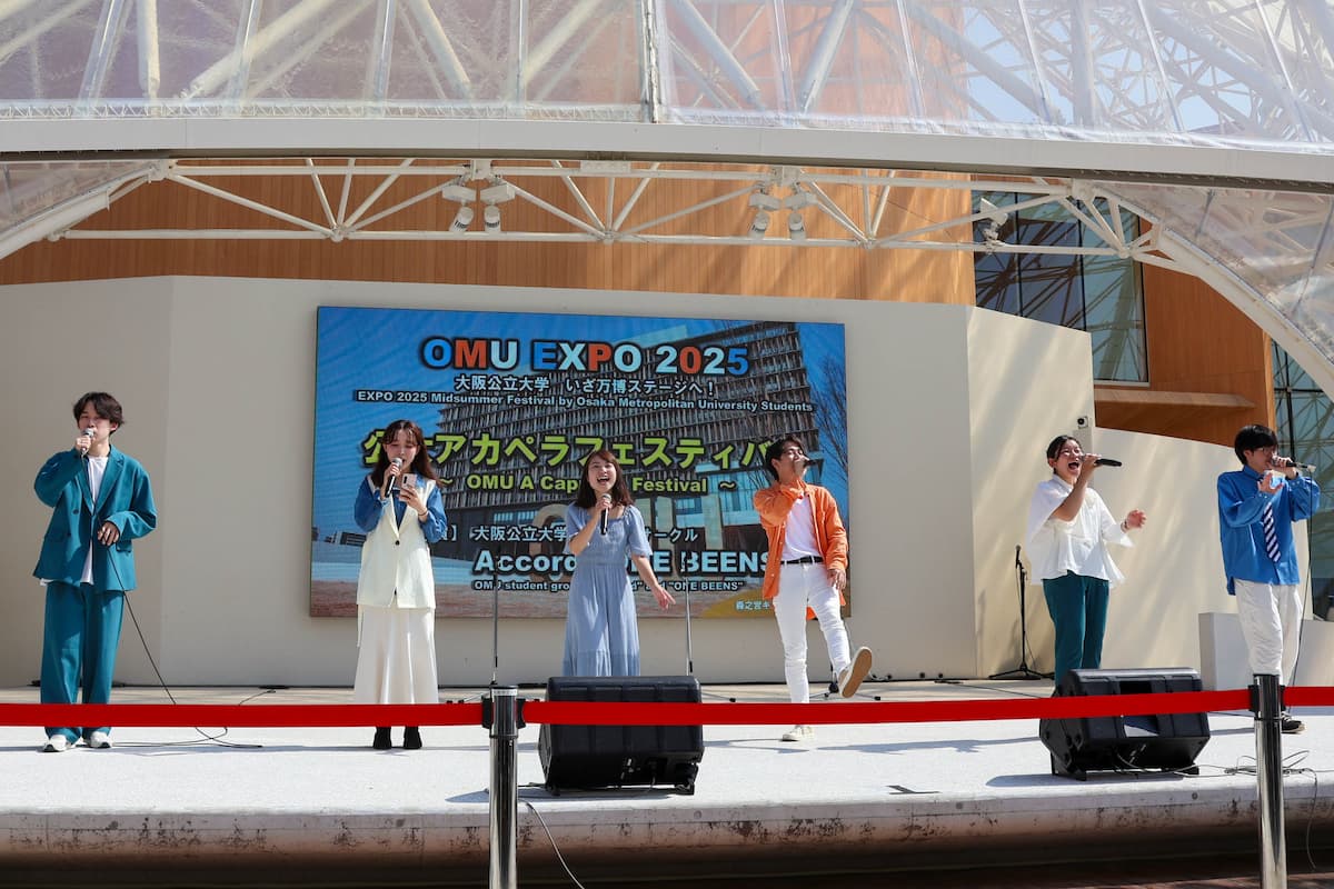 258030_expo06.jpg