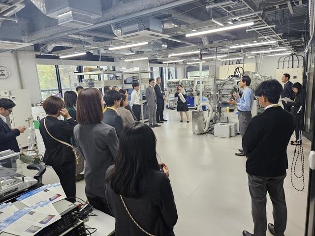 20251028J-PEAKS_kengaku01