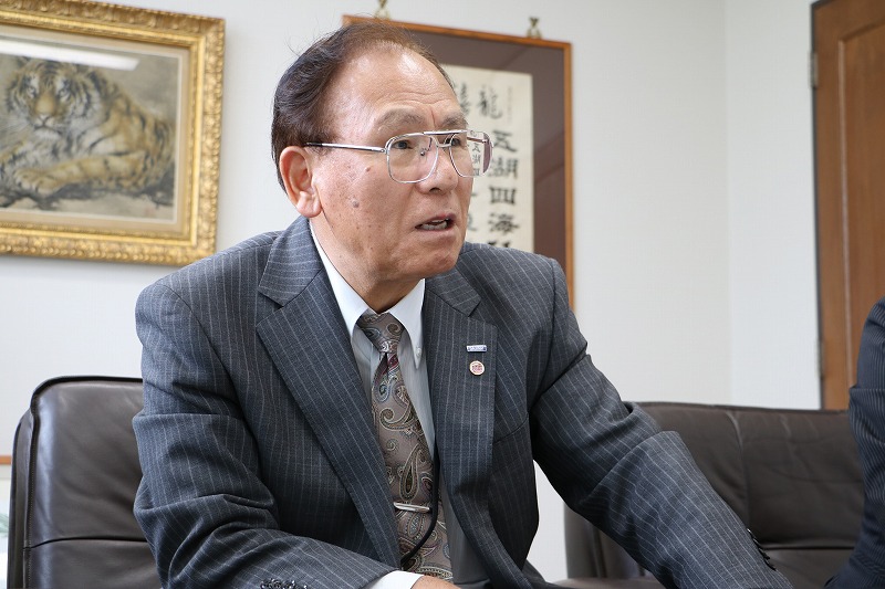 鴻池会長