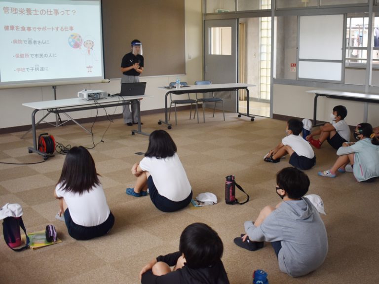 堺市の小学校にて