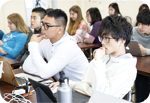 海外の学生と共に学ぶために必要な科目