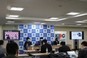 会場様子220210129-300x200