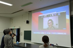 報告会様子500x200