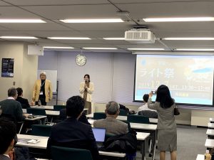 2019ライト祭ポスター展示-300x225