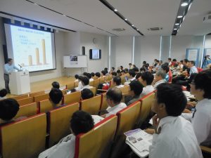 20190827講演2-300x225