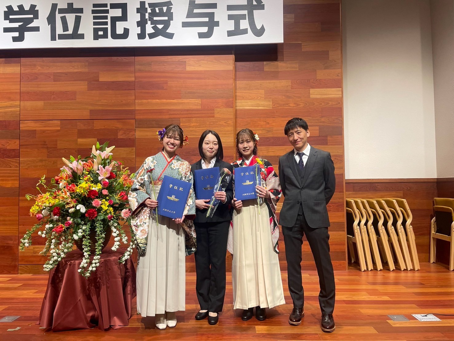 LINE_ALBUM_2025卒業式_250326_14