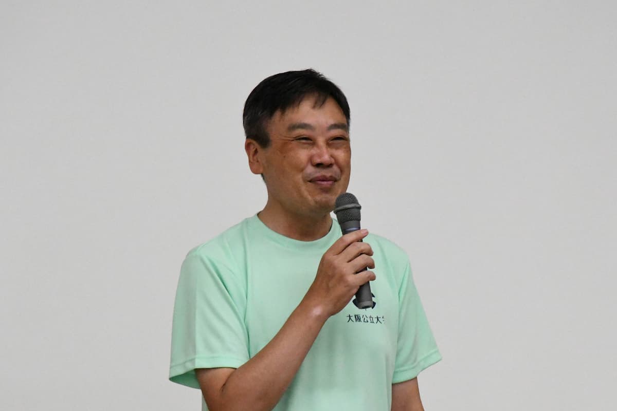 鶴田医学部長からのあいさつ