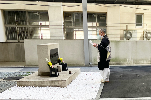 animal-memorial-02