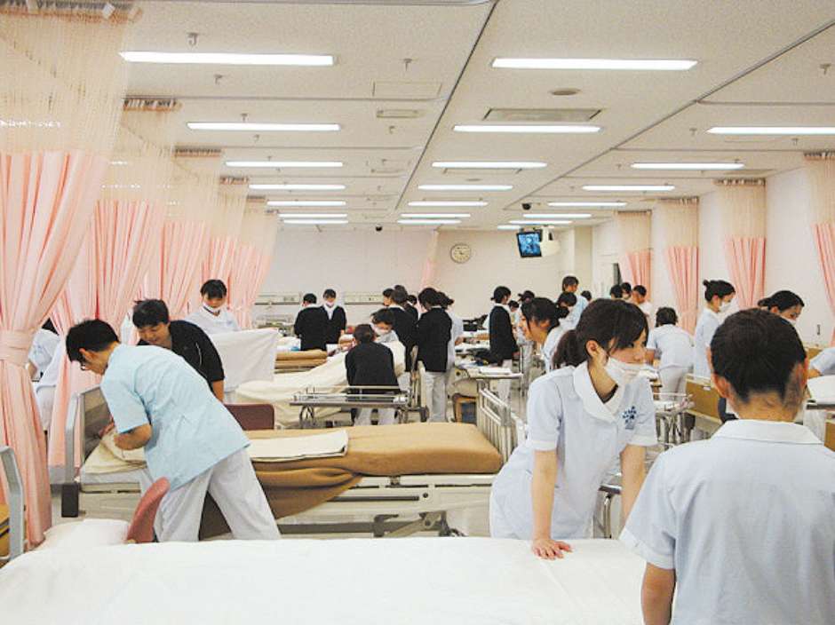 基礎看護学実習室（阿倍野キャンパス）