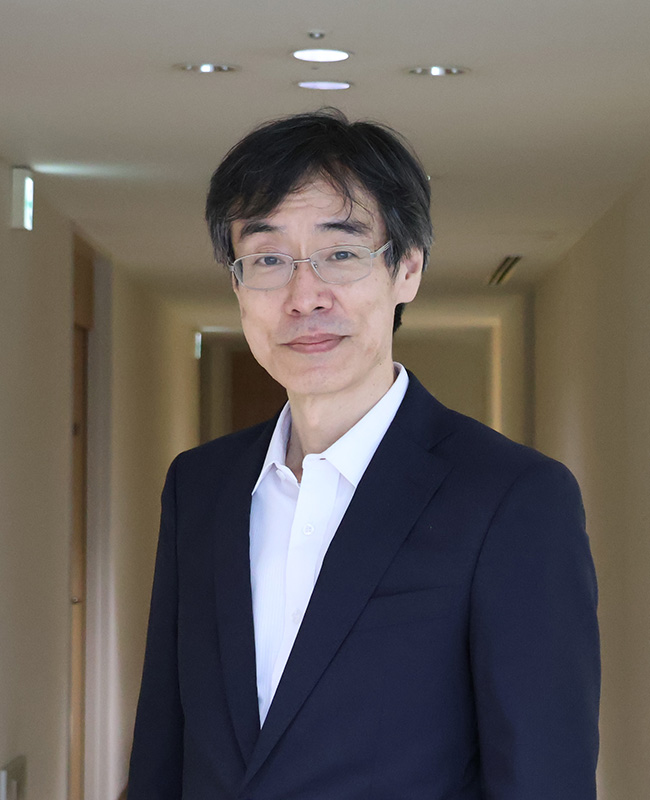 omuom_higuchi_prof