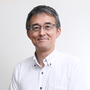 岡﨑 和伸 氏