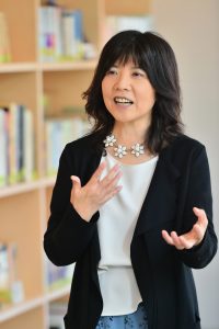 先生個人写真-200x300