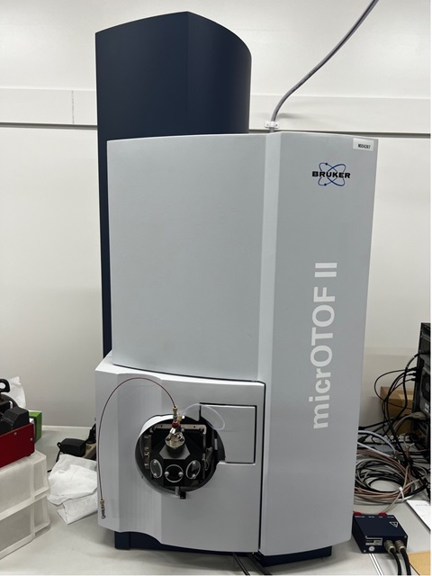 ESI TOF型質量分析装置