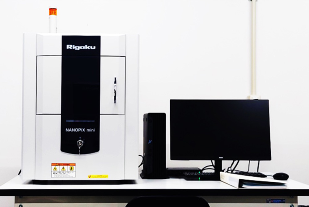 卓上型小角X線散乱装置