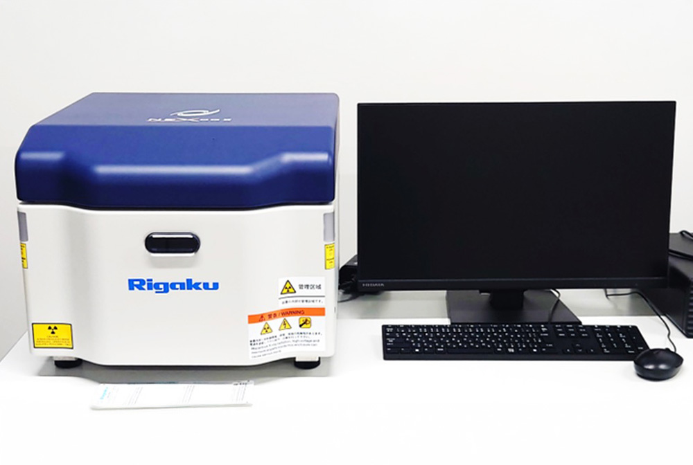 エネルギー分散型蛍光X線分析装置（NEX CG II）