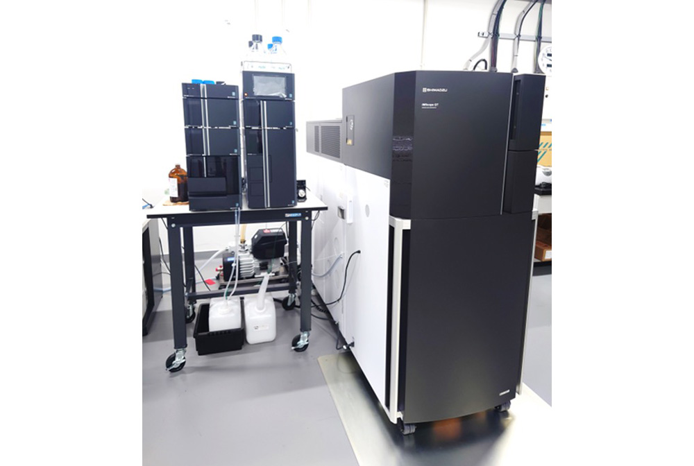 イメージング質量顕微鏡