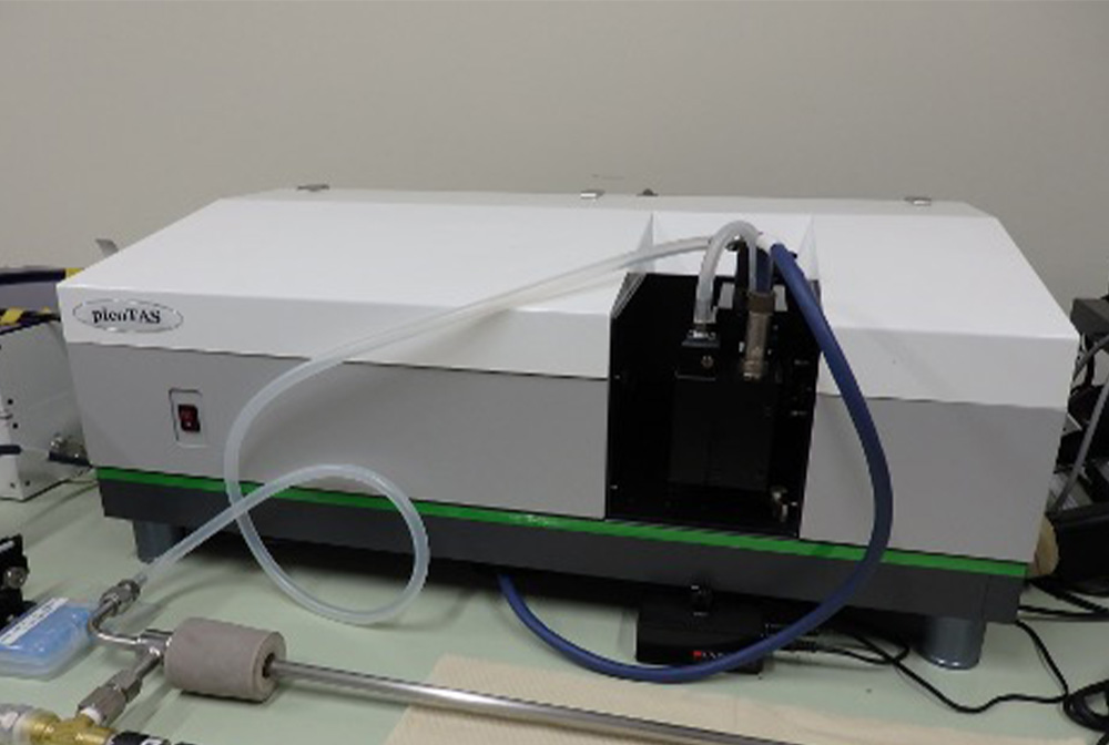 ピコ秒過渡吸収分光システム