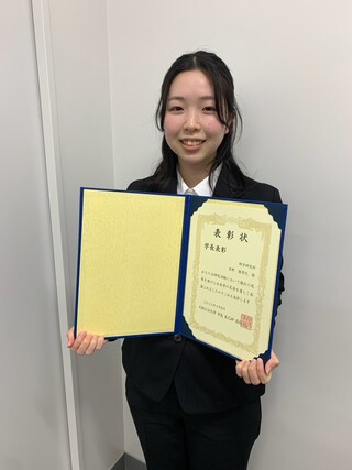 LINE_ALBUM_吉野さん学長賞_250321_1