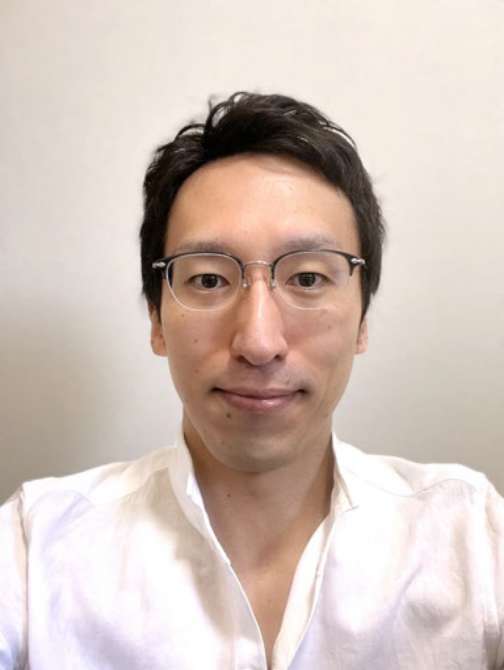物理学科 准教授 西中崇博