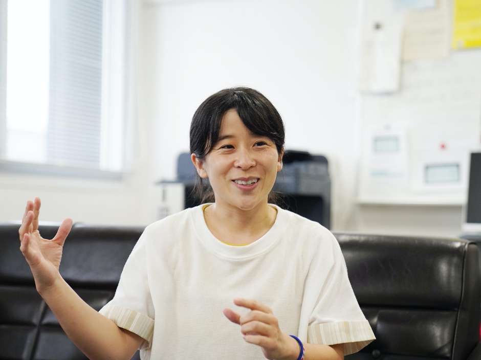 佐野さんインタビューシーン2