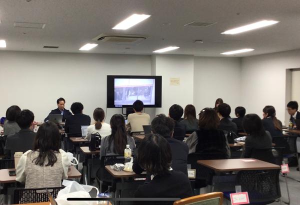 ハナムラ チカヒロ准教授 人事院での講演