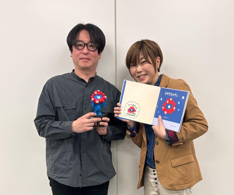 樋口 亜瑞佐准教授『ミャクミャク』の生みの親、山下 浩平氏と対談