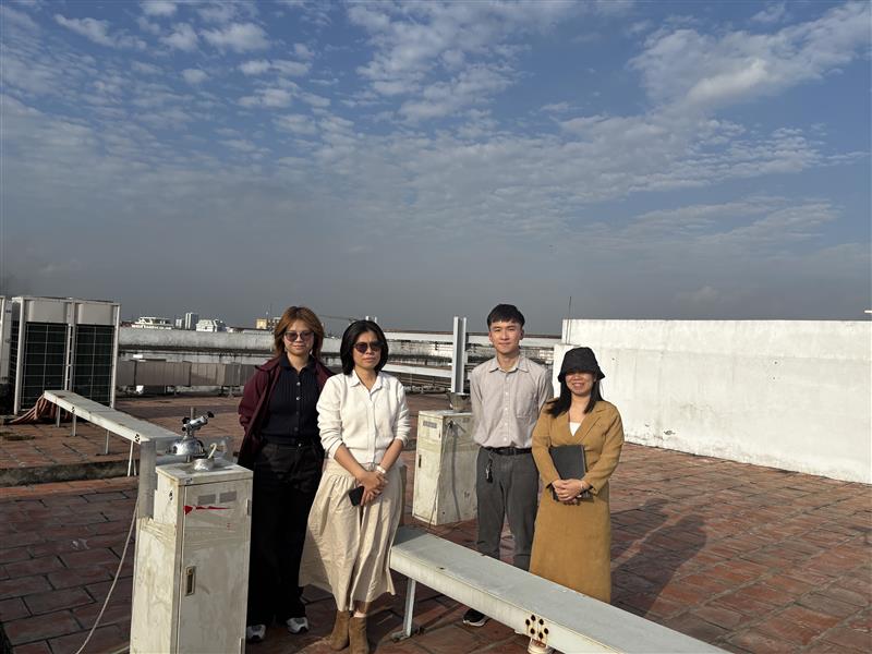 20251218_Our lab members with NCEM officers