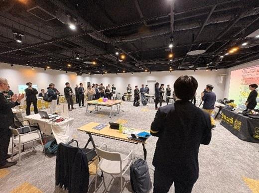 OMUSUIVI_futureroom_04