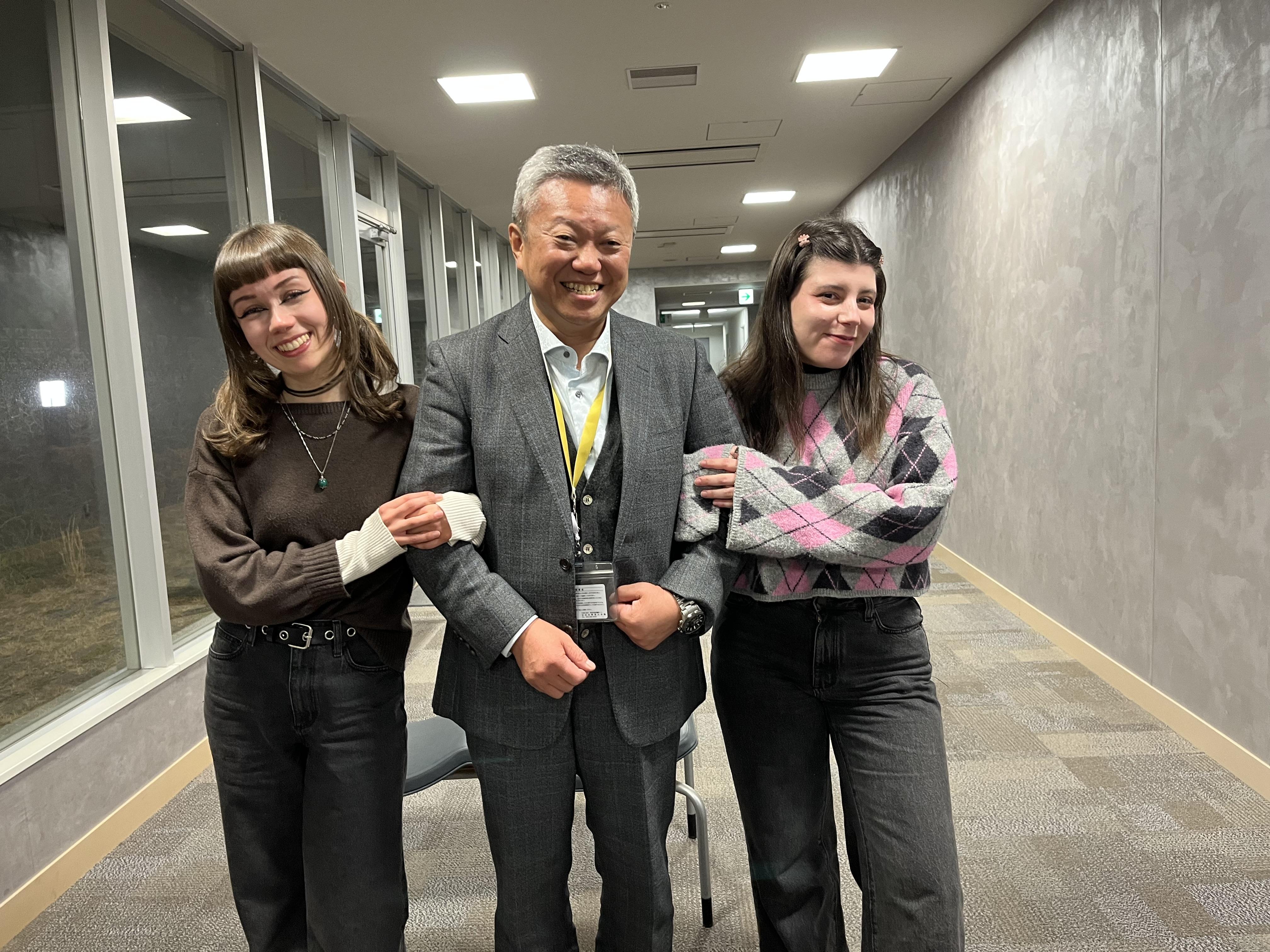 山崎先生_イタリア（Maya、Martina）