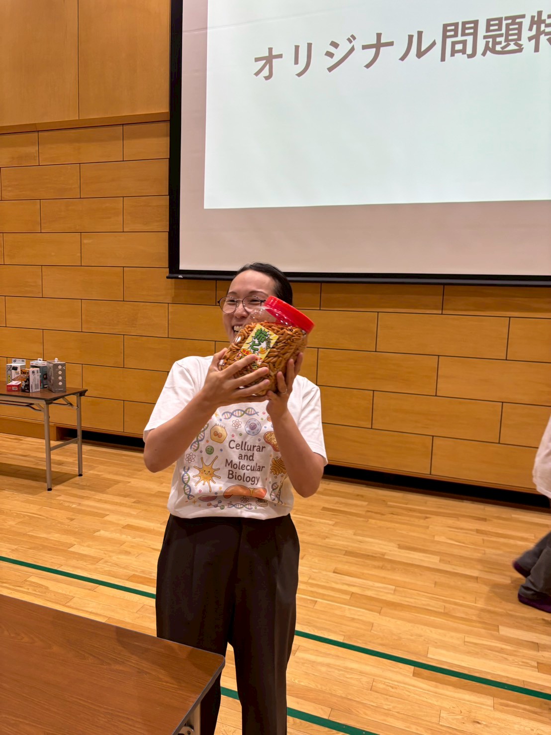 LINE_ALBUM_260612研究室対抗クイズ大会・🎳大会_260701_4