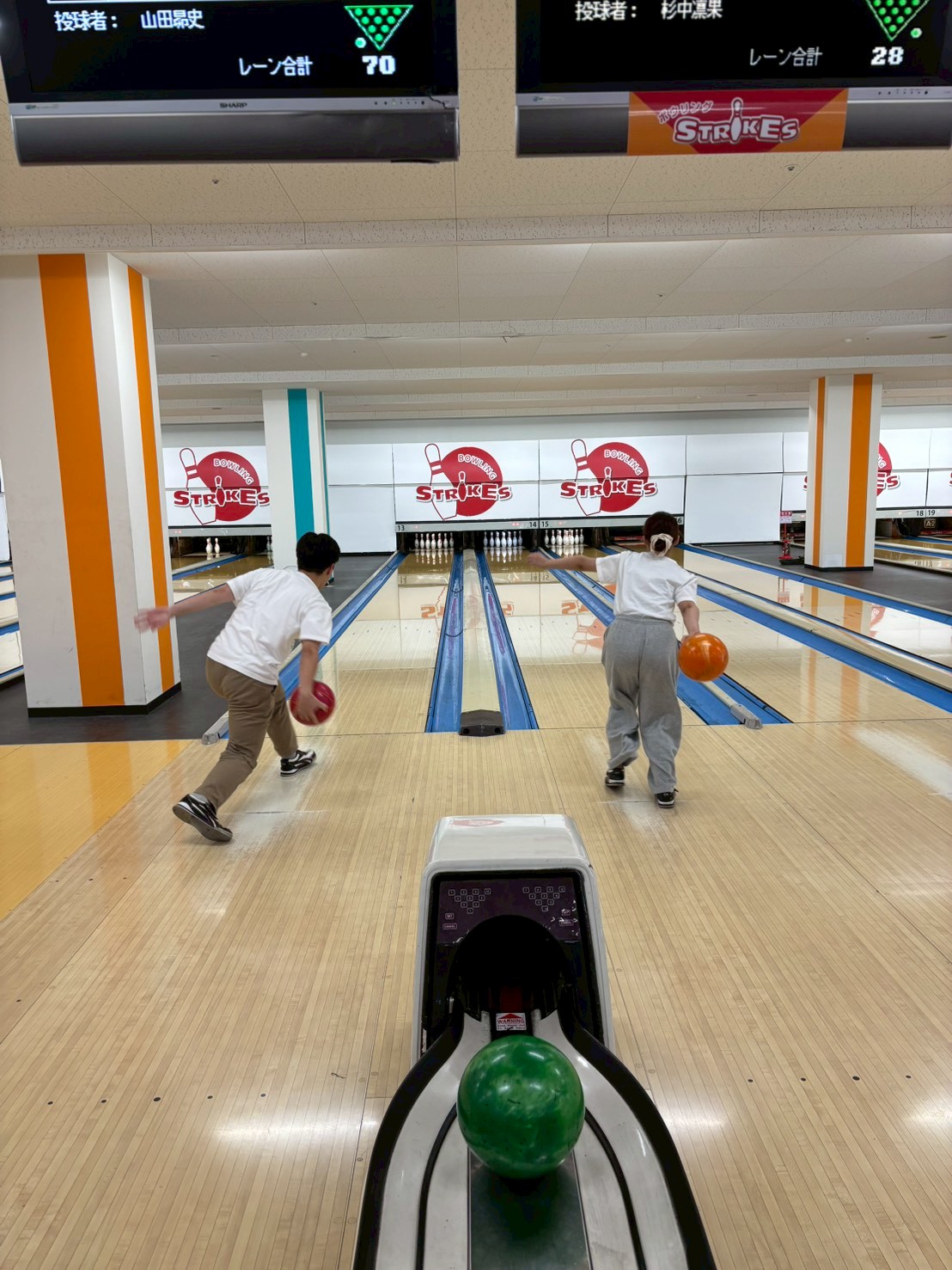LINE_ALBUM_260612研究室対抗クイズ大会・🎳大会_260701_9